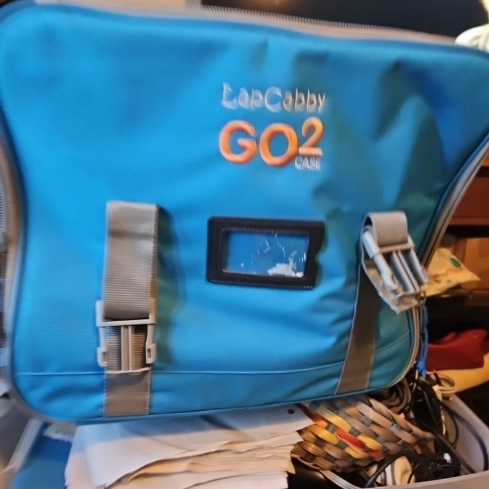 GO2 Blue Charging Devise Case